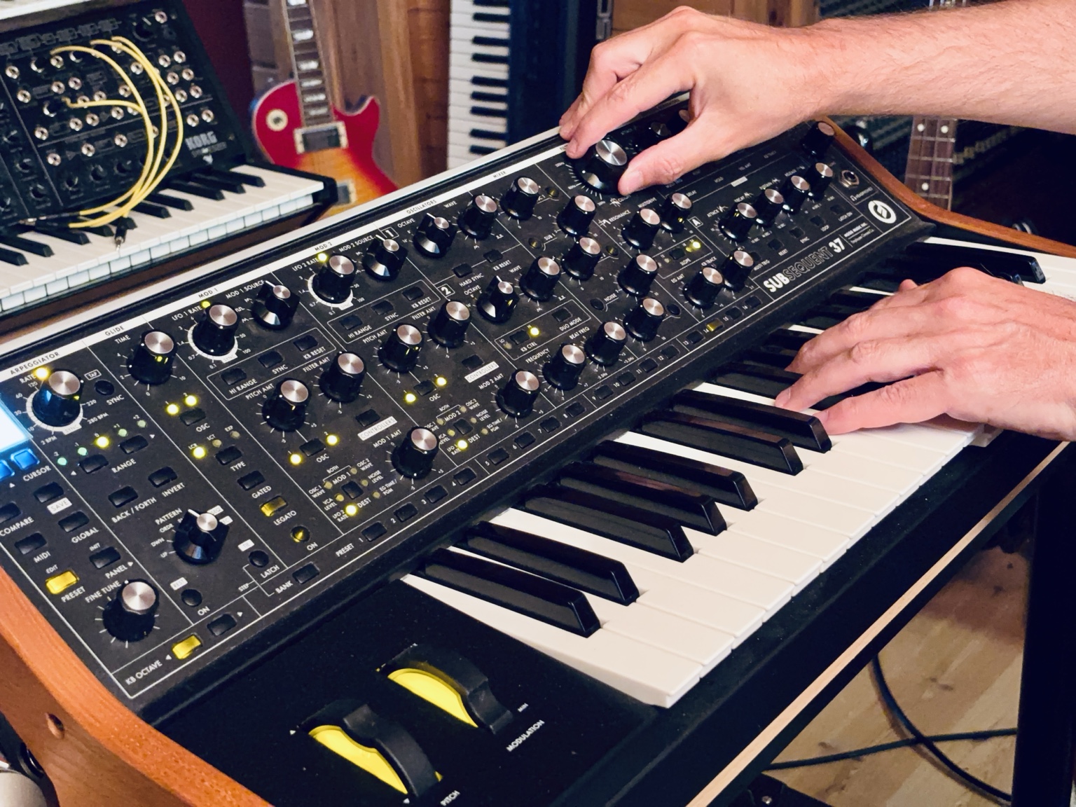 Moog Subsequent 37 brukt i musikkproduksjon og arrangement i Fredrikstad Studio